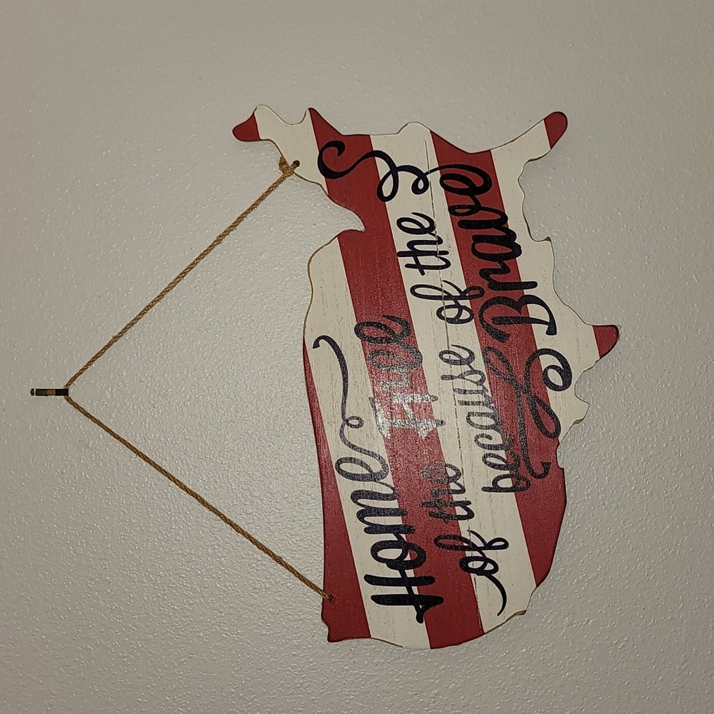 America Wooden Home Decor